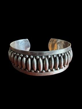 Vtg Guadalajara Mexico 925 Sterling Silver Wide Repoussé Cuff Bracelet 18g